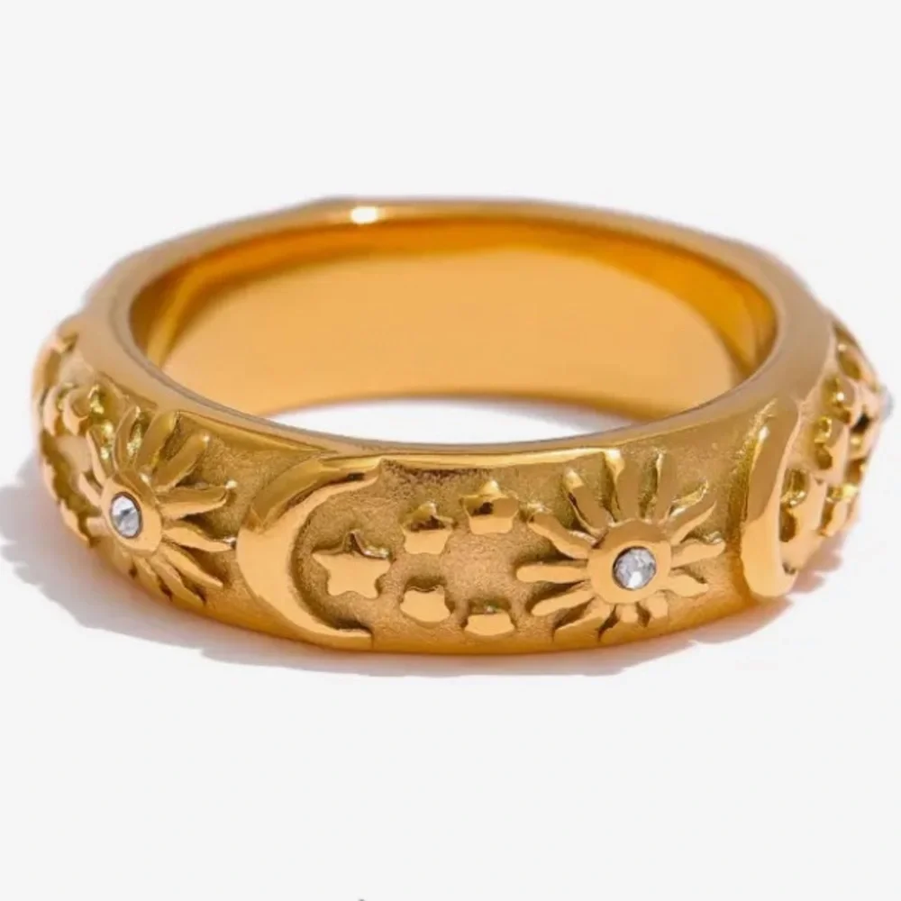 - New- 18k Gold Finish Handcrafted Sun, Star & Moon Ring Size 8